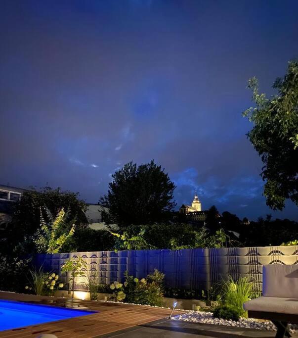 Villa Mit Pool Siegburg Exterior foto